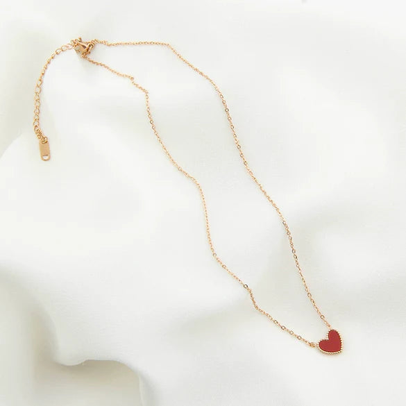 Small Red Heart Clavicle Necklace – Rose Gold Titanium Steel