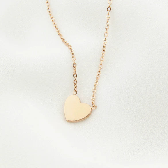 Small Red Heart Clavicle Necklace – Rose Gold Titanium Steel