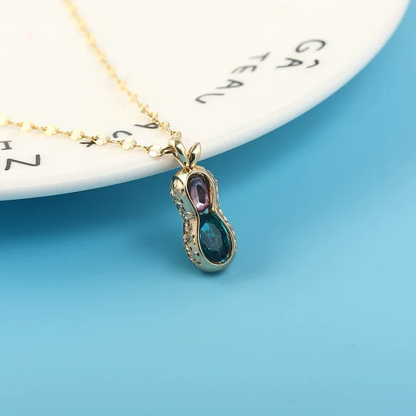 Velqar Peanut Pendant Necklace – Crystal
